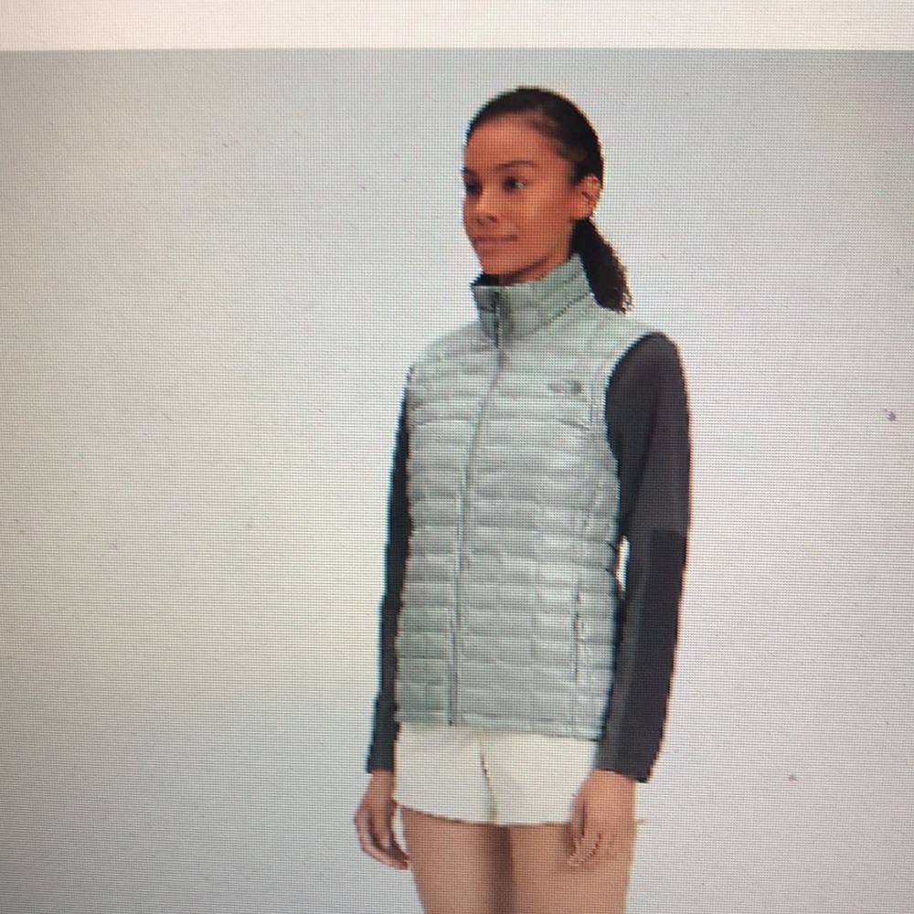 Women’s North Face Thermoball Eco Vest black XS - Picture 8 of 8